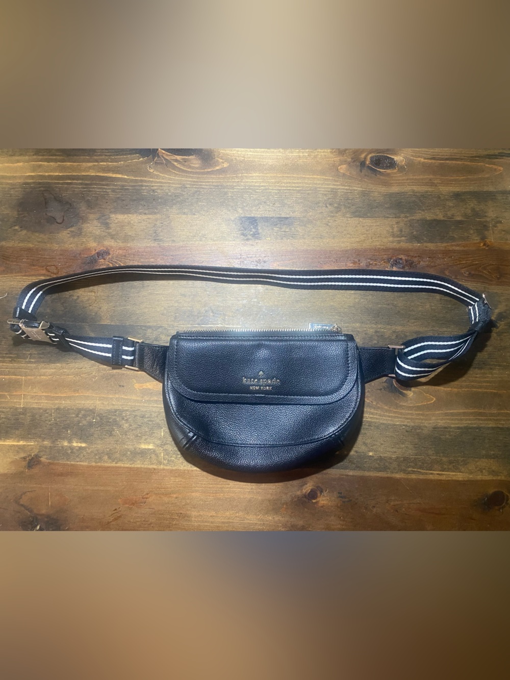 Kate Spade Belt bag
Like New